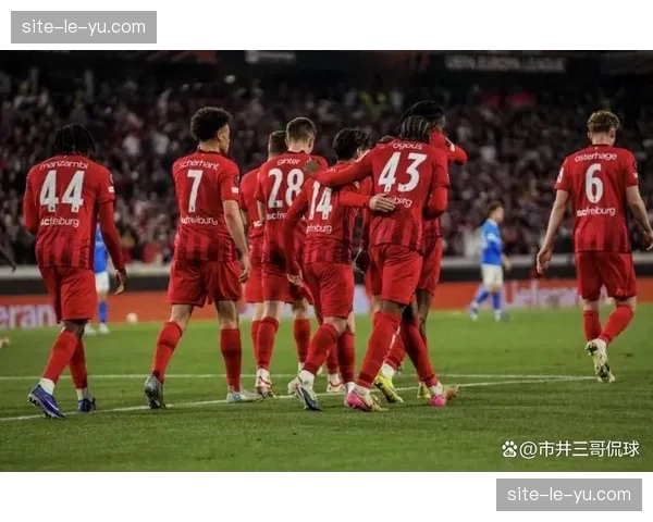 格伦拜克对阵格里福，汉堡弗赖堡中场组织者正面交锋
